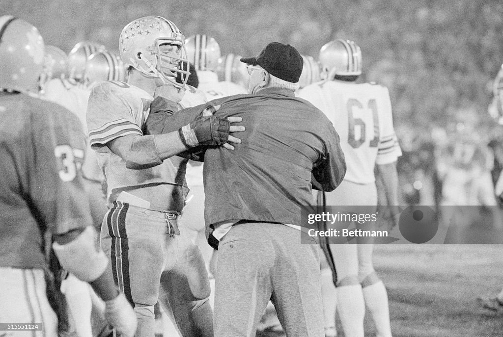 Woody Hayes Punching Ken Fritz