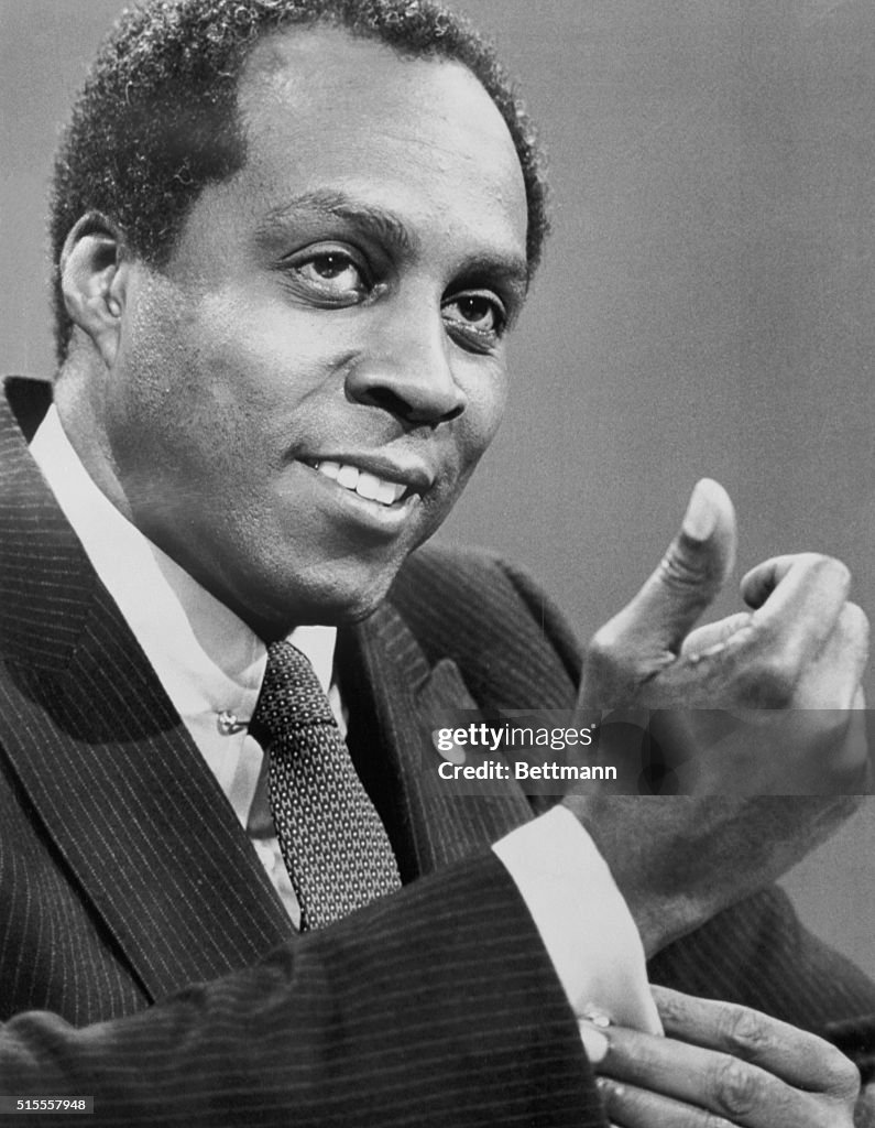 Vernon Jordan Speaking