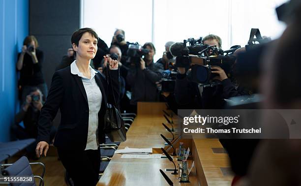 Frauke Petry, head of the Alternative fuer Deutschland political party arrives for a press conferene at Bundespressekonferenz on March 14, 2016 in...