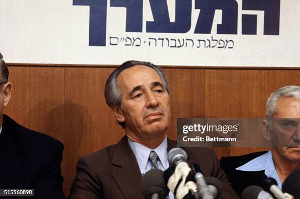 The leader of Israel's Labor Party, Shimon Peres, at microphone in 1981.