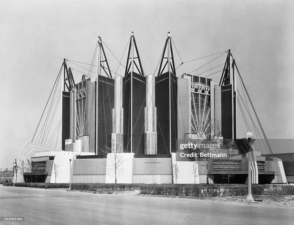 Suspension Bridge Building