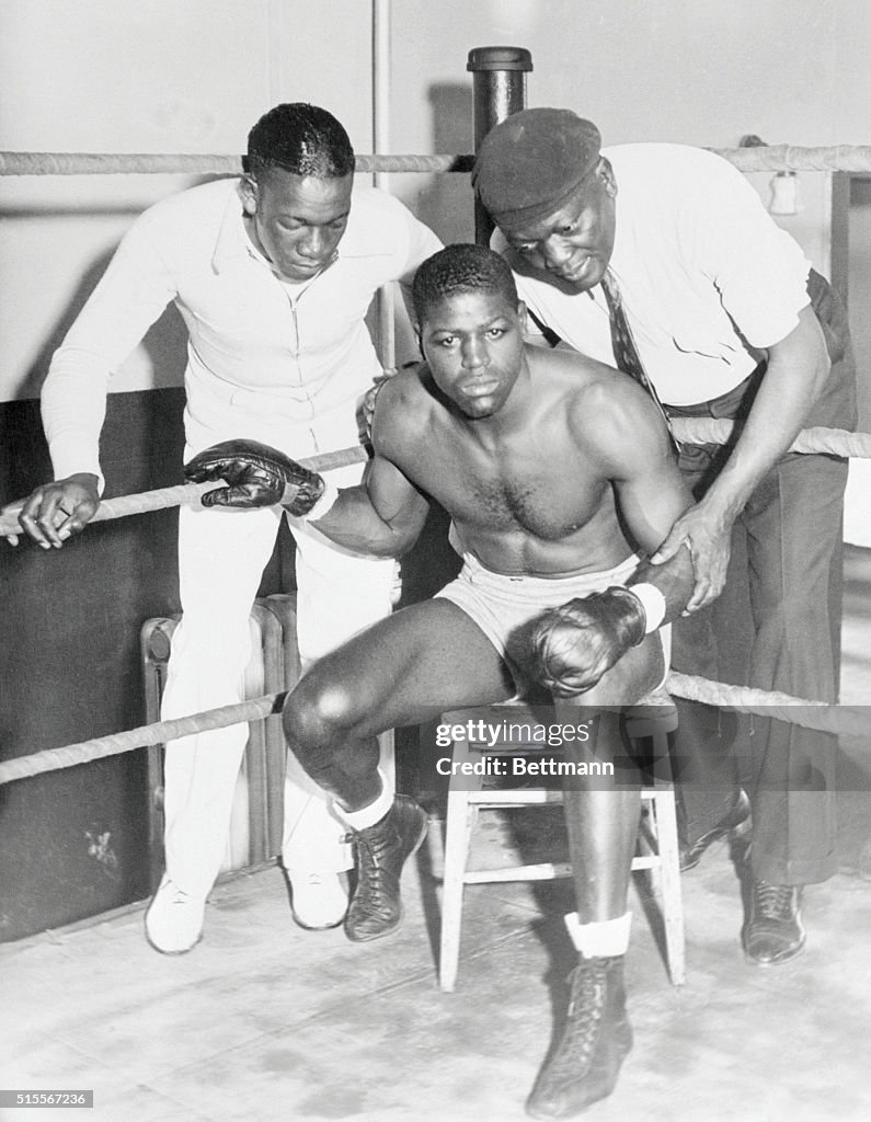Leroy Haynes, Jack Johnson and Fred Jenkins Training in the Ring