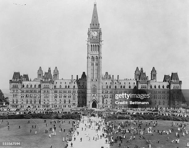 Where British Empire States seek new economic alliance...General view of the Parliament Buildings here as the highly significant Imperial Economic...
