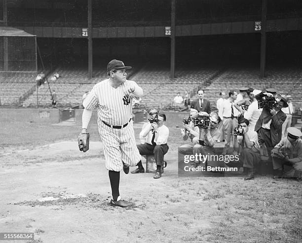 Babe Ruth Fans Photos and Premium High Res Pictures - Getty Images