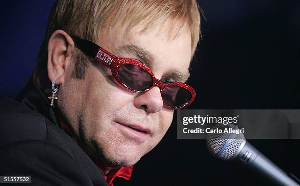 Singer Sir Elton John performs at Best Buy's VIP launch party for the Elton John four DVD collection, "Dream Ticket" at Caeser's Palace Hotel on...