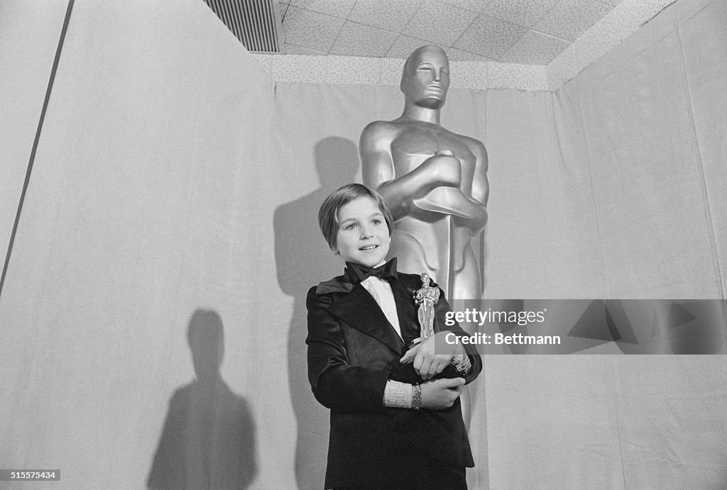 Tatum O'Neal Holding Her Oscar