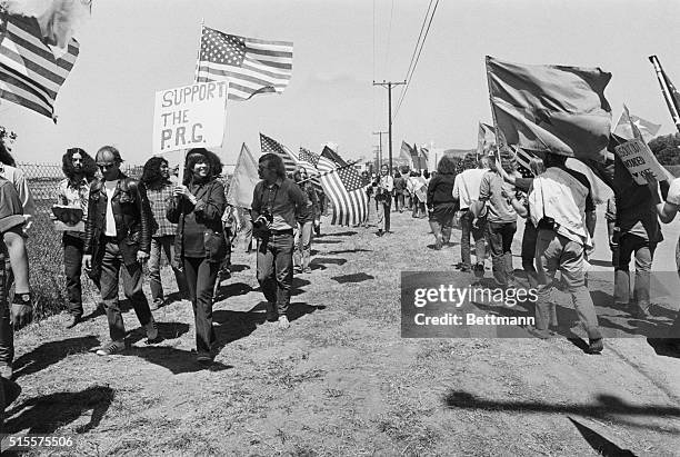 Actress Jane Fonda leads a group of activists in a protesting picket line at the entrance to the Wesyern White House where President Nixon is hosting...