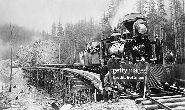 Train Balloon Stack 623 Balloon Construction Stock Photos, High-Res Pictures, and Images ...