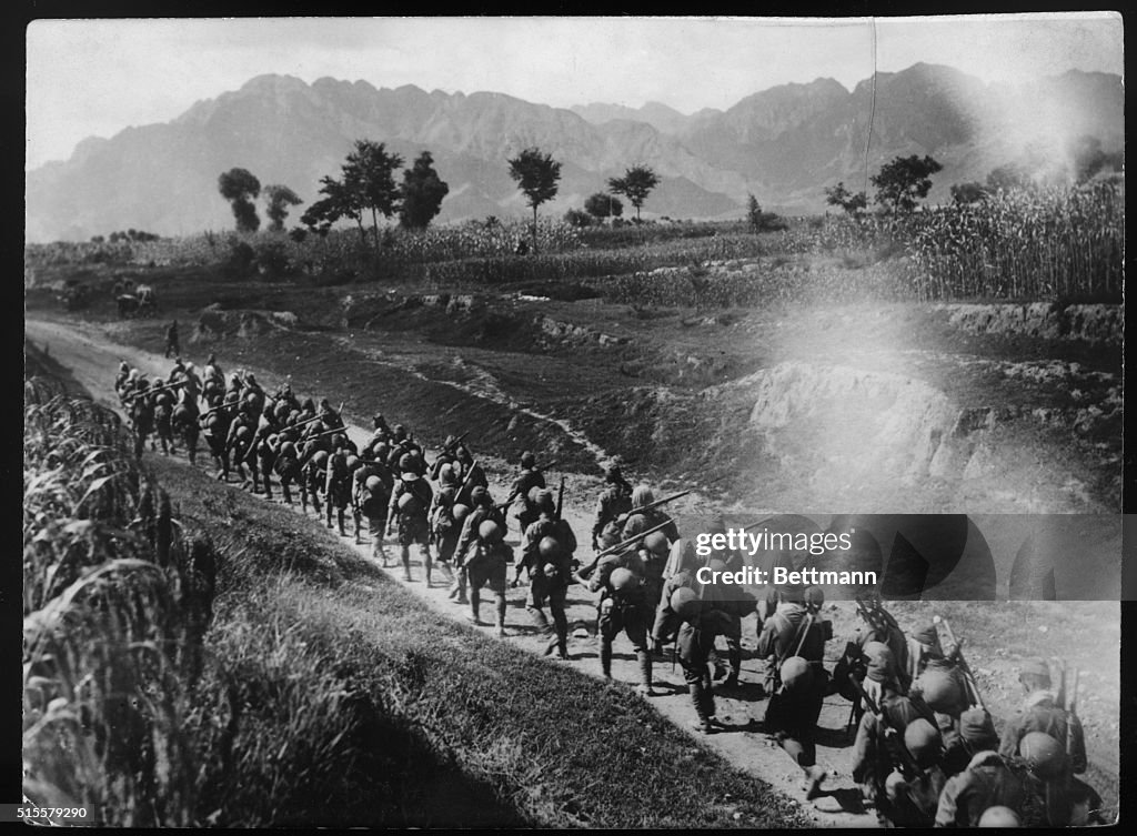 Japanese Troops Invade North China