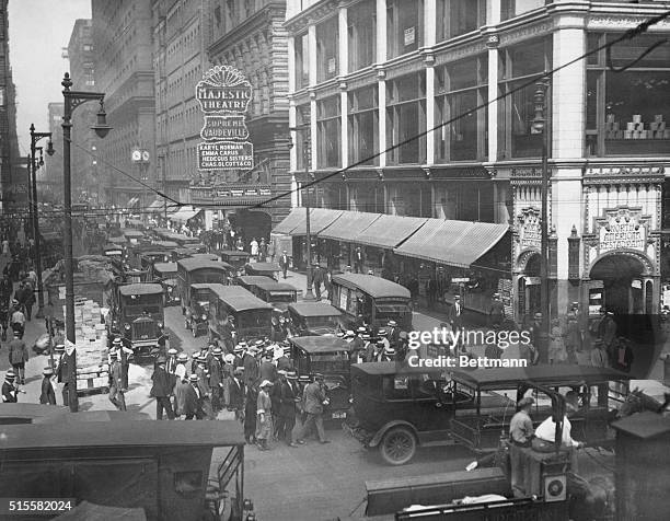 Chicago State Street traffic in Pre-World War I days. Madison Street at right. Undated photograph.