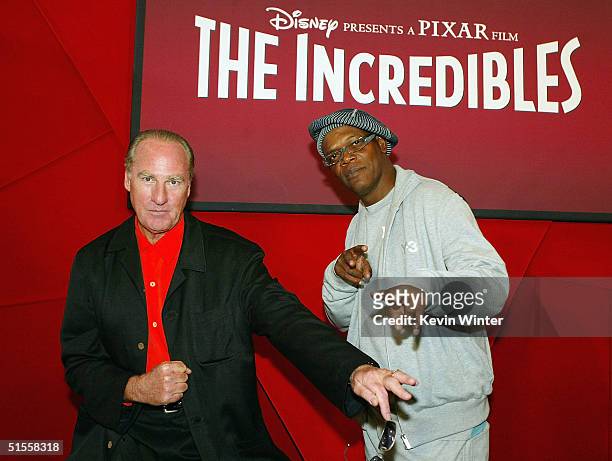 Actors Craig T. Nelson and Samuel L. Jackson arrive at the premiere of Disney's "The Incredibles" on October 24, 2004 at the El Capitan Theatre, in...