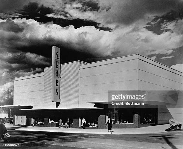 Jackson, MS: Exterior of the Sears Roebuck & Co. Store in Jackson, Mississippi, in front of a cloudy sky.