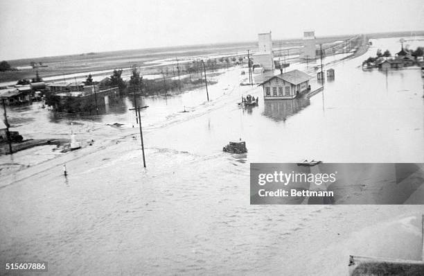 "Dust Bowl" Gets Record Rainfall. Wife five to twelve consecutive days of rain soaking the ground, the "Dust Bowl" of the nation has been brought...