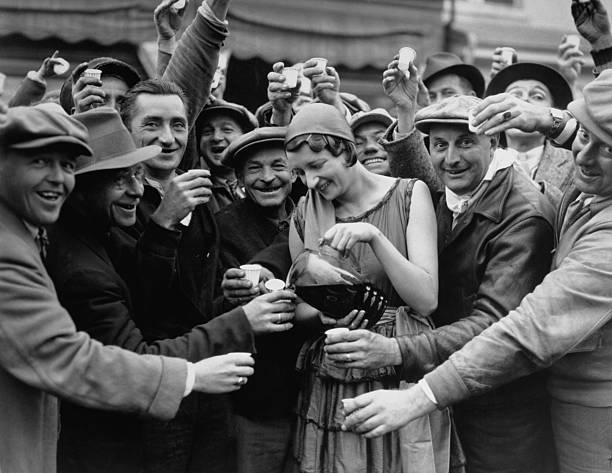 UNS: 5th December 1933 - Prohibition is Repealed In The U.S.