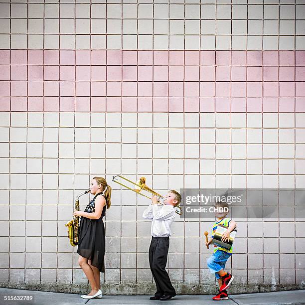 evolución musical - banda de marcha fotografías e imágenes de stock