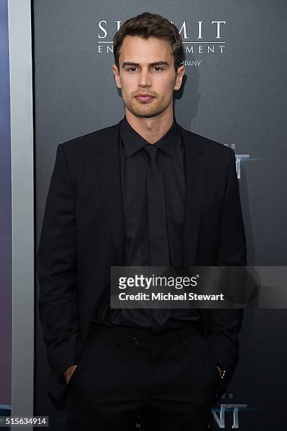 Actor Theo James attends the "Allegiant" New York premiere at AMC Lincoln Square Theater on March 14, 2016 in New York City.