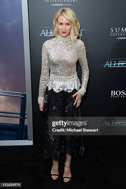 Actress Naomi Watts attends the "Allegiant" New York premiere at AMC Lincoln Square Theater on March 14, 2016 in New York City.