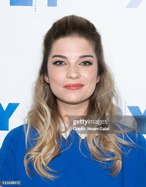 Actress Annie Murphy attends 92nd Street Y's 'Schitt's Creek' panel at 92nd Street Y on March 14, 2016 in New York City.