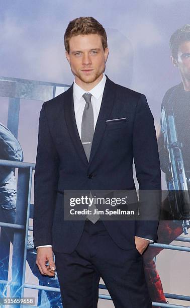 Jonny Weston attends the "Allegiant" New York premiere at AMC Loews Lincoln Square 13 theater on March 14, 2016 in New York City.