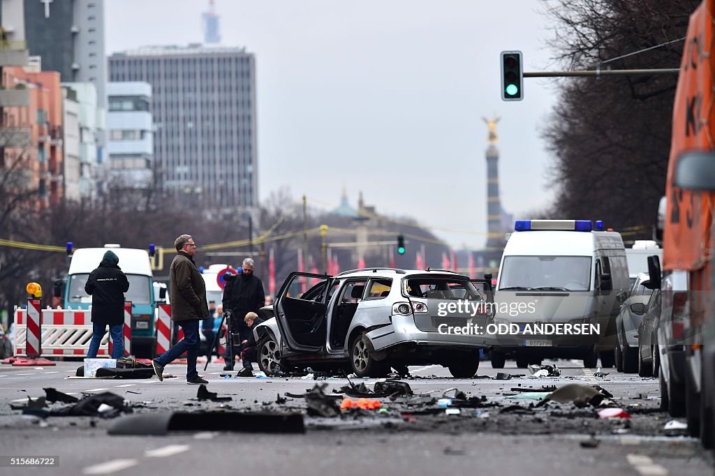 GERMANY-BLAST-CAR