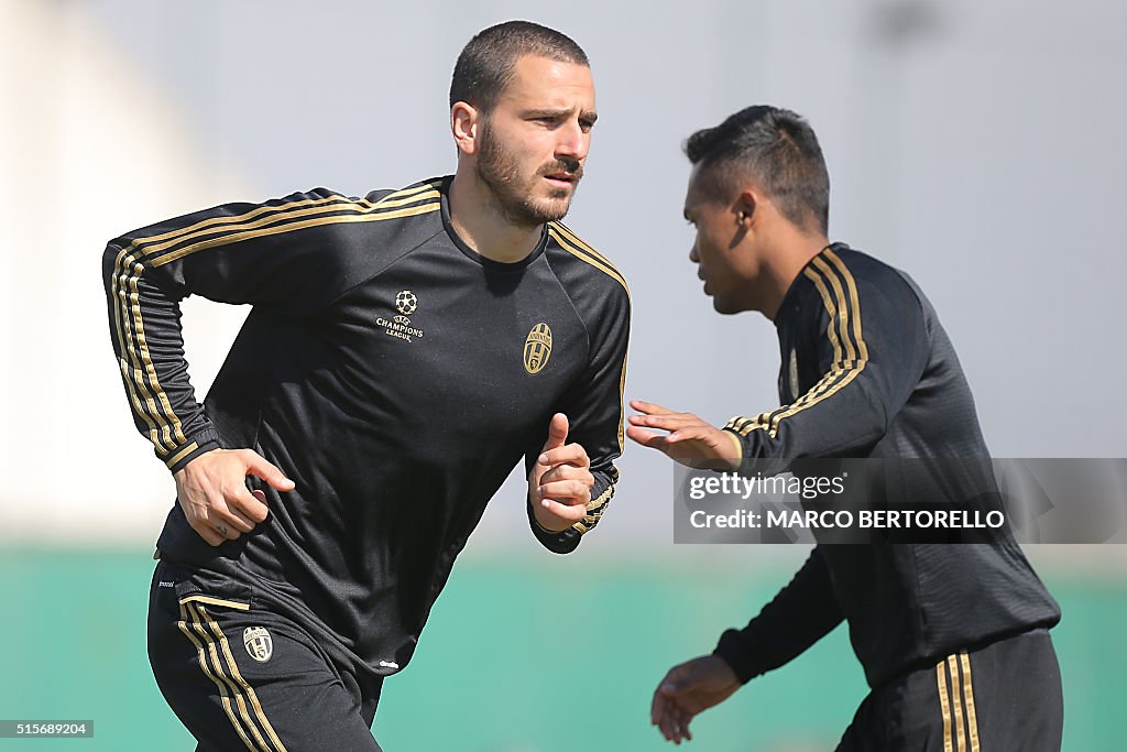 FBL-EUR-C1-ITA-JUVENTUS-TRAINER