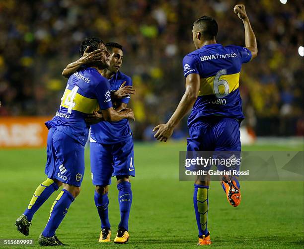 Nicolas Lodeiro of Boca Juniors celebrates WITH HIS TEAMMATES after scoring the first goal of his team during a match between Boca Juniors and Union...