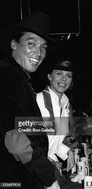 Henry Kingi and Lindsay Wagner attend The Nashville Network Telecast Party on March 7, 1983 at Palimino in Hollywood, California.