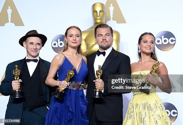 Actor Mark Rylance, winner of the award for Best Actor in a Supporting Role for 'Bridge of Spies'; actress Brie Larson, winner of the award for Best...