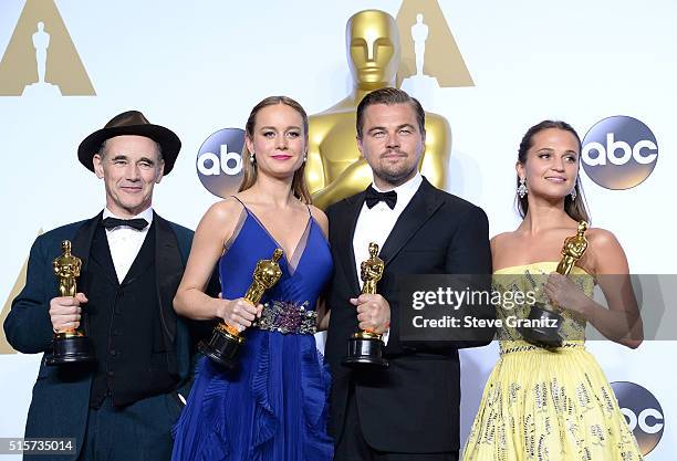 Actor Mark Rylance, winner of the award for Best Actor in a Supporting Role for 'Bridge of Spies'; actress Brie Larson, winner of the award for Best...