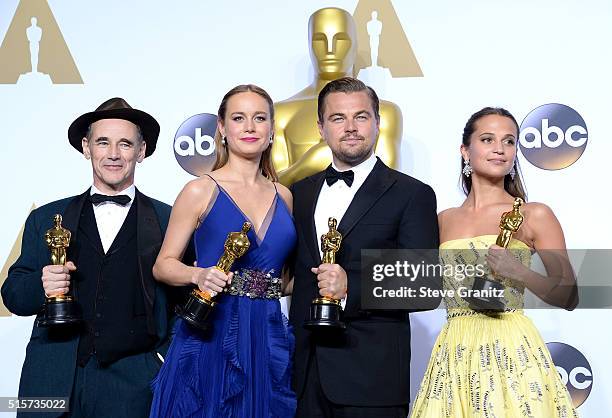 Actor Mark Rylance, winner of the award for Best Actor in a Supporting Role for 'Bridge of Spies'; actress Brie Larson, winner of the award for Best...