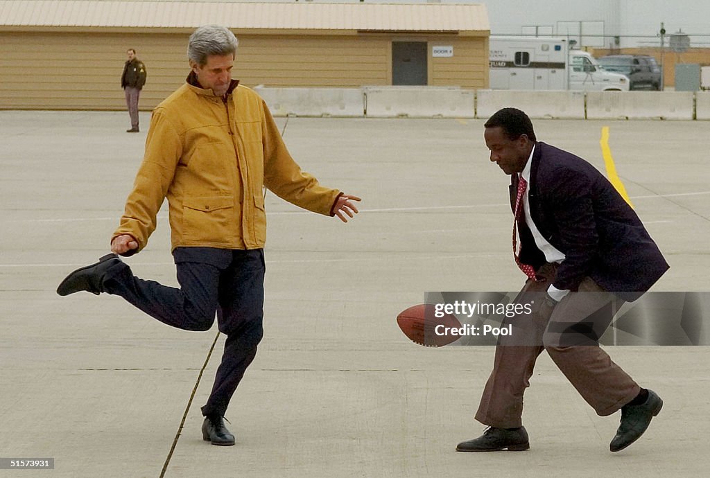 Kerry Campaigns In Wisconsin, Nevada And New Mexico