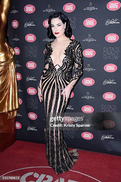 Dita Von Teese attends the "Dita Von Teese's Crazy Show" opening night photocall at Le Crazy Horse on March 15, 2016 in Paris, France.