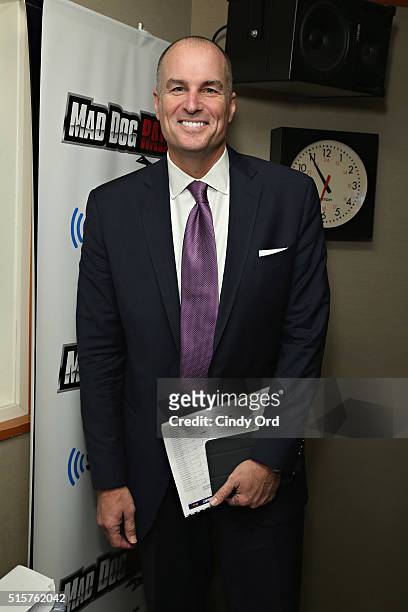 Basketball analyst Jay Bilas visits the SiriusXM Studios on March 15, 2016 in New York City.