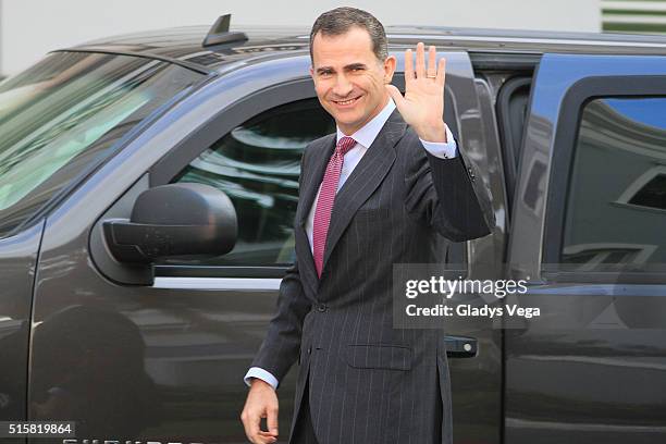 King Felipe VI and Queen Letizia of Spain arrive to La Fortaleza on March 15, 2016 in San Juan, Puerto Rico.