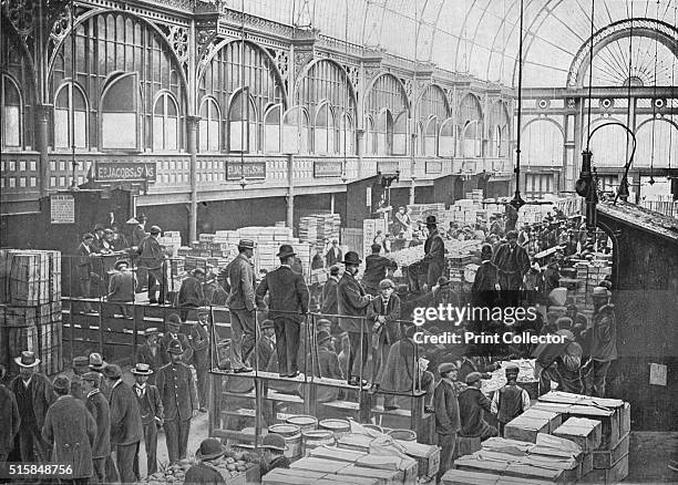 Fruit auctions at Covent Garden Market, London, circa 1901 . From Living London, Vol. 1, edited by George R. Sims. [Cassell and Company, Limited,...