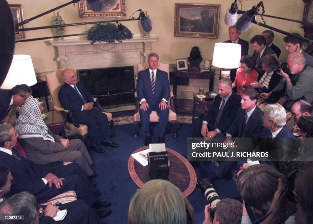 US-CLINTON PEACE TALK