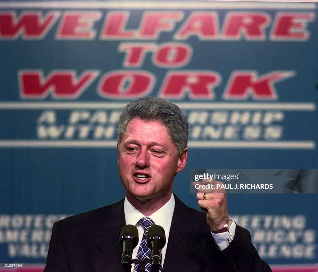 US President Bill Clinton clinches his fist during