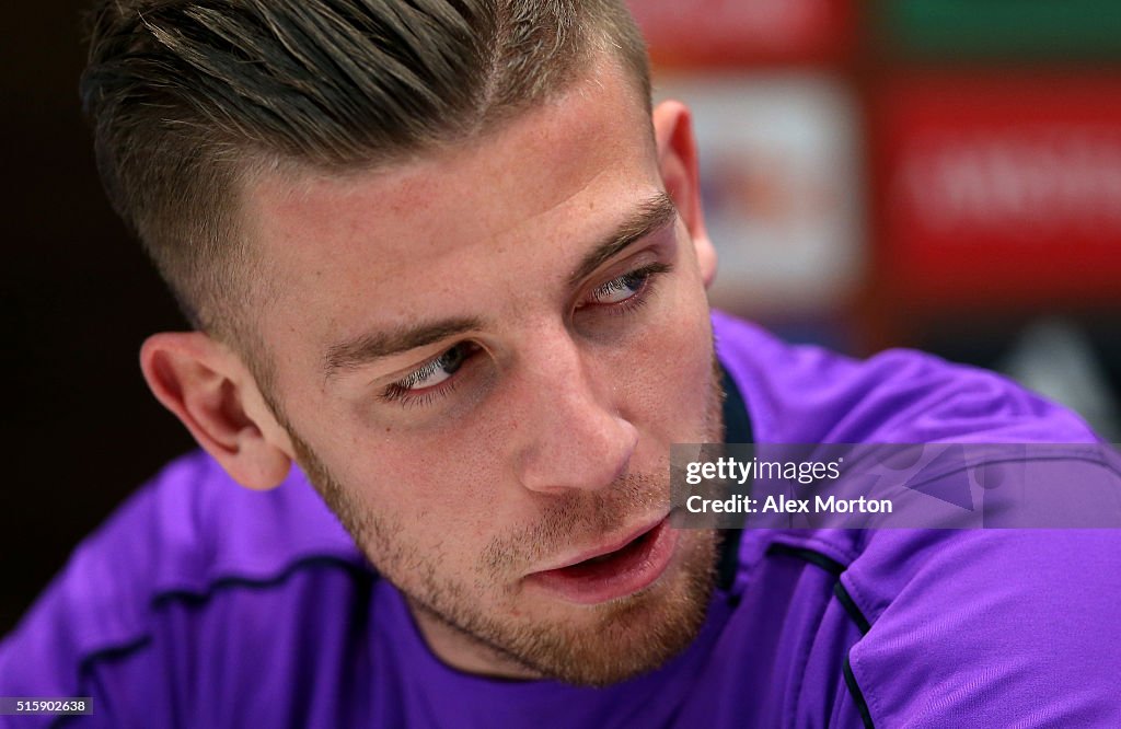 Tottenham Hotspur FC - Training & Press Conference