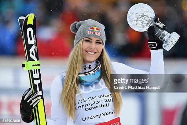 Lindsey Vonn of the USA poses with the Women's World Cup Downhill Crystal Globe trophy after the Women's Downhill Race on March 16, 2016 in St...