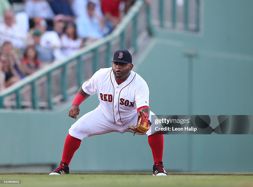 New York Yankees v Boston Red Sox