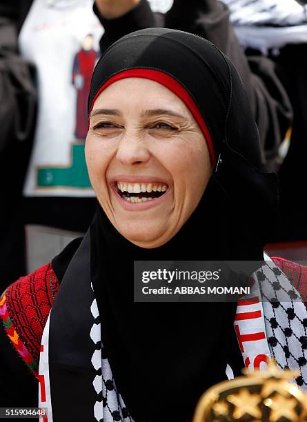 Hanan Roum 23 Hanan Al Hroub Stock Photos, High-Res Pictures, and Images - Getty ...