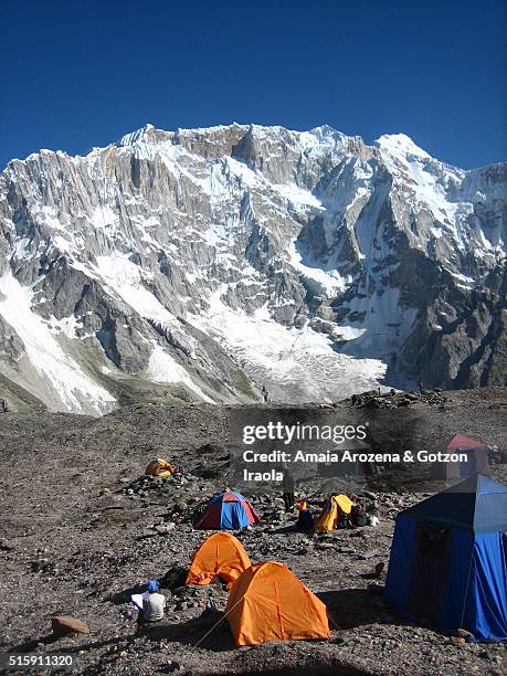 goro ii campsite in baltoro glacier - base camp stock pictures, royalty-free photos & images