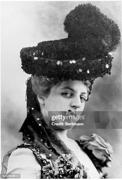 Adele Ritchie Adele Ritchie Photos and Premium High Res Pictures - Getty Images