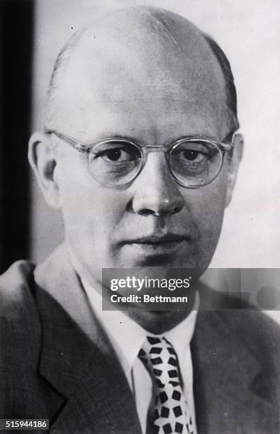 Professor Frederick Seitz, head of the Physics Department at the University of Illinois, has been elected President of the National Academy of...