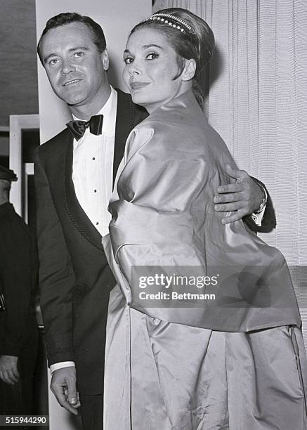 Santa Monica, California: Jack Lemmon, nominated for an Oscar for his role in "The Apartment," arrives at Santa Monica's lavish Civic Auditorium,...