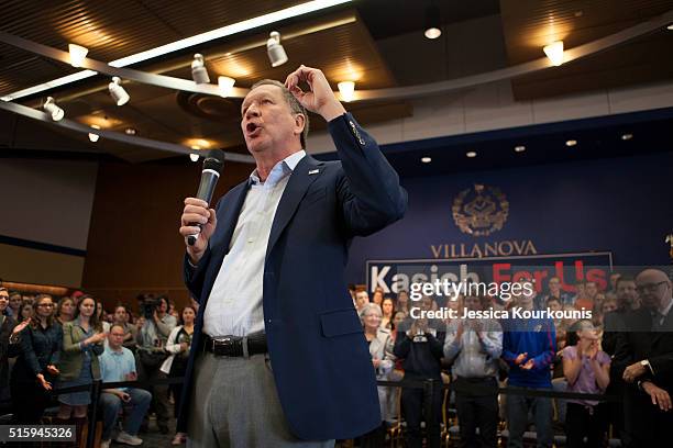 Republican presidential candidate, Ohio Gov. John Kasich speaks at a town hall meeting at Villanova University on March 16, 2016 in Villanova,...