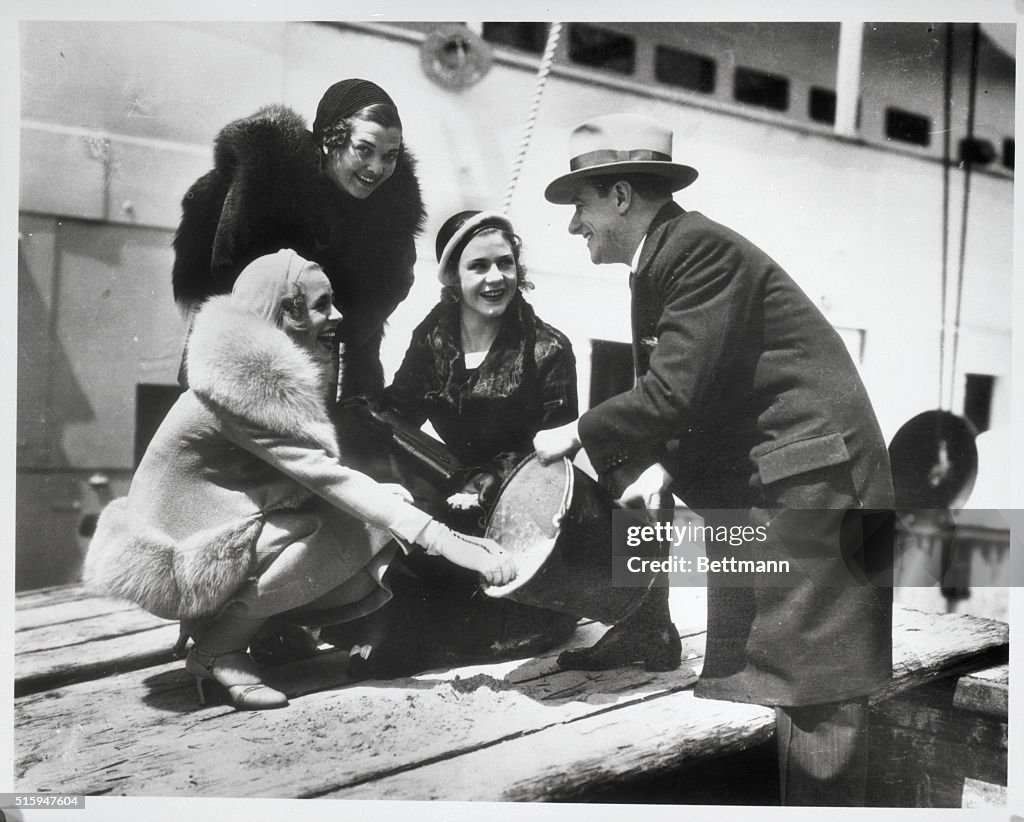 Lyda Roberti, Gina Malo, Ginger Rogers...