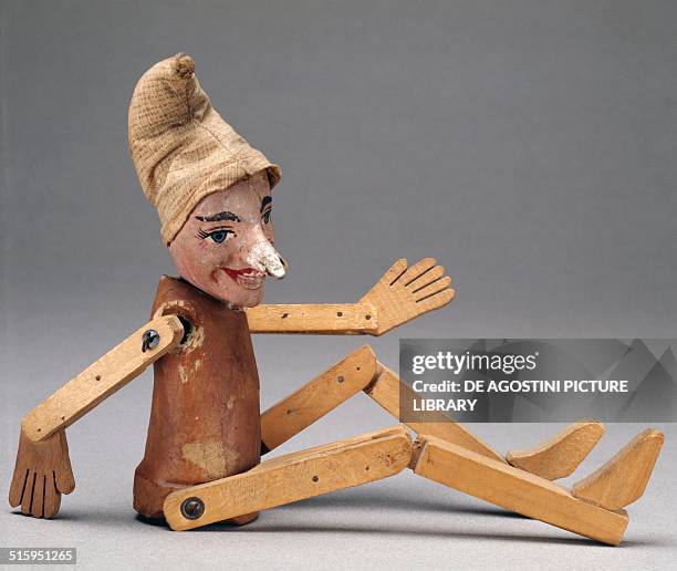 Photo Pinokio Pinocchio Doll Photos and Premium High Res Pictures - Getty Images