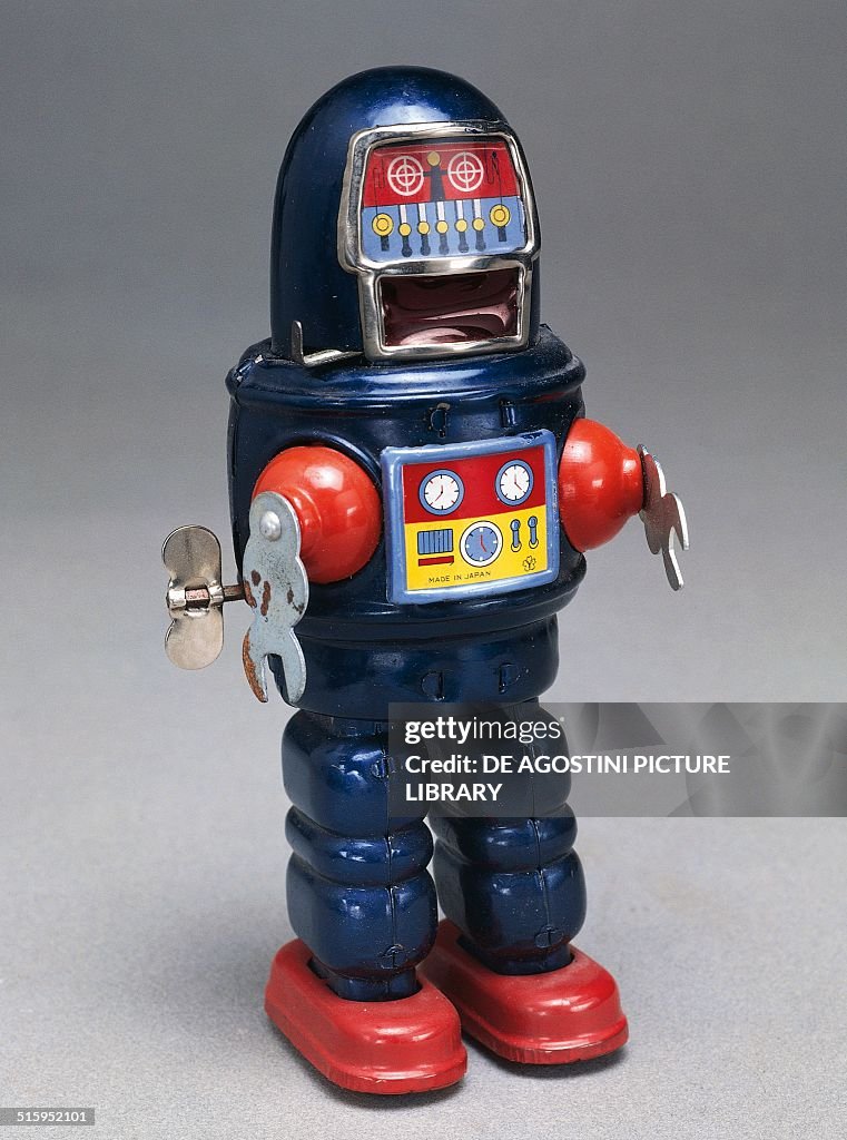 Robby the Robot, lithographed tin toy, late 1950s, made by Yonezawa.... News Photo - Getty Images Robby the Robot, lithographed tin toy, late 1950s, made by Yonezawa.... News Photo - Getty Images