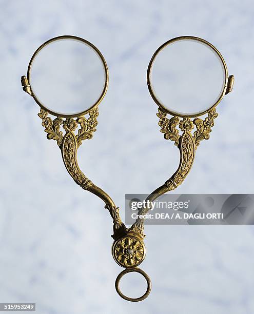 Scissors Spectacles Scissors Glasses Photos and Premium High Res Pictures - Getty Images